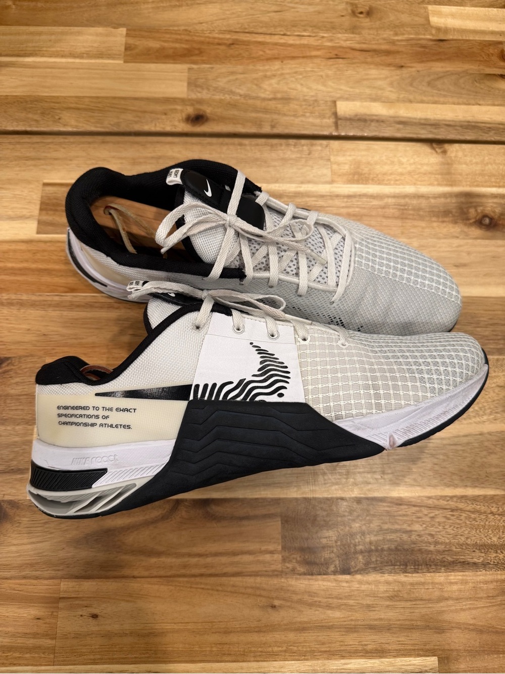 Nike Men’s Metcon White and Black Cross-Training Sneakers